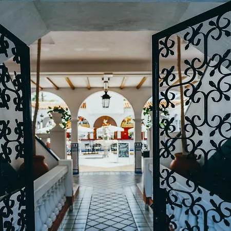 Aparthotel Ona Beverly Hills Heights 3*