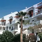מלון דירות Ona Beverly Hills Heights 3*