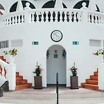 Ona Beverly Hills Heights 3*