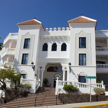 Beverly Hills Heights Aparthotel 3*