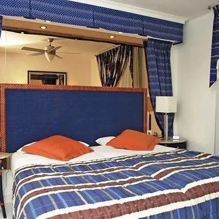 公寓式酒店 比佛利山庄住宿 3*